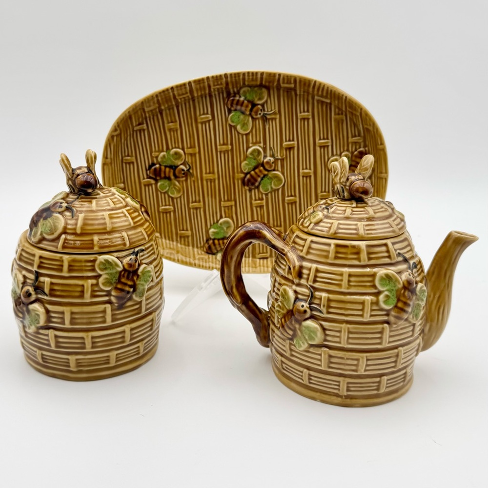 Vintage Honey Bees Majolica Style Ceramic Tea Set With Teapot and Creamer